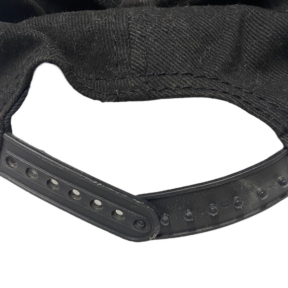 NO FEAR Hat Cap - Junior Adjustable Snapback Black Grey Skull Hologram Sticker - Picture 4 of 8